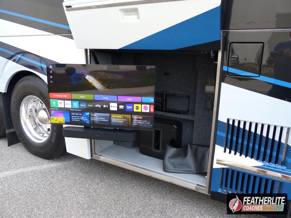 2026 Prevost Featherlite H3-45 For Sale